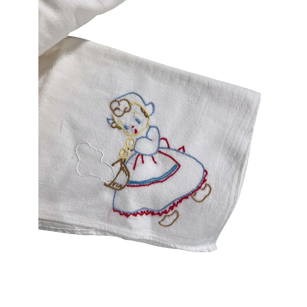 Vintage Embroidered Tea Towels‎ Set of 5 Cottagecore Kitchen Linens